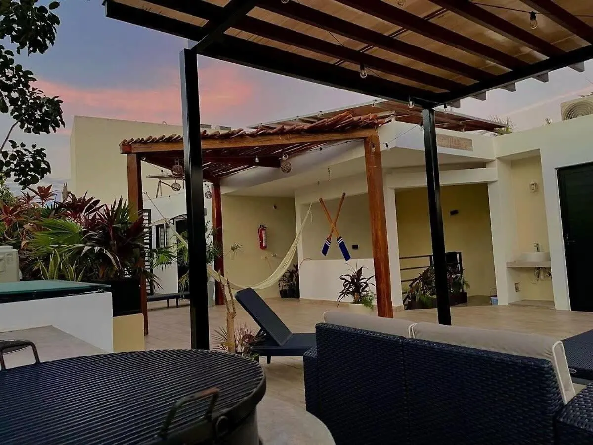 Vila Great Located Spacious 2 Bedroom Apartment With Amazing Terrace By Waves Management Tulum